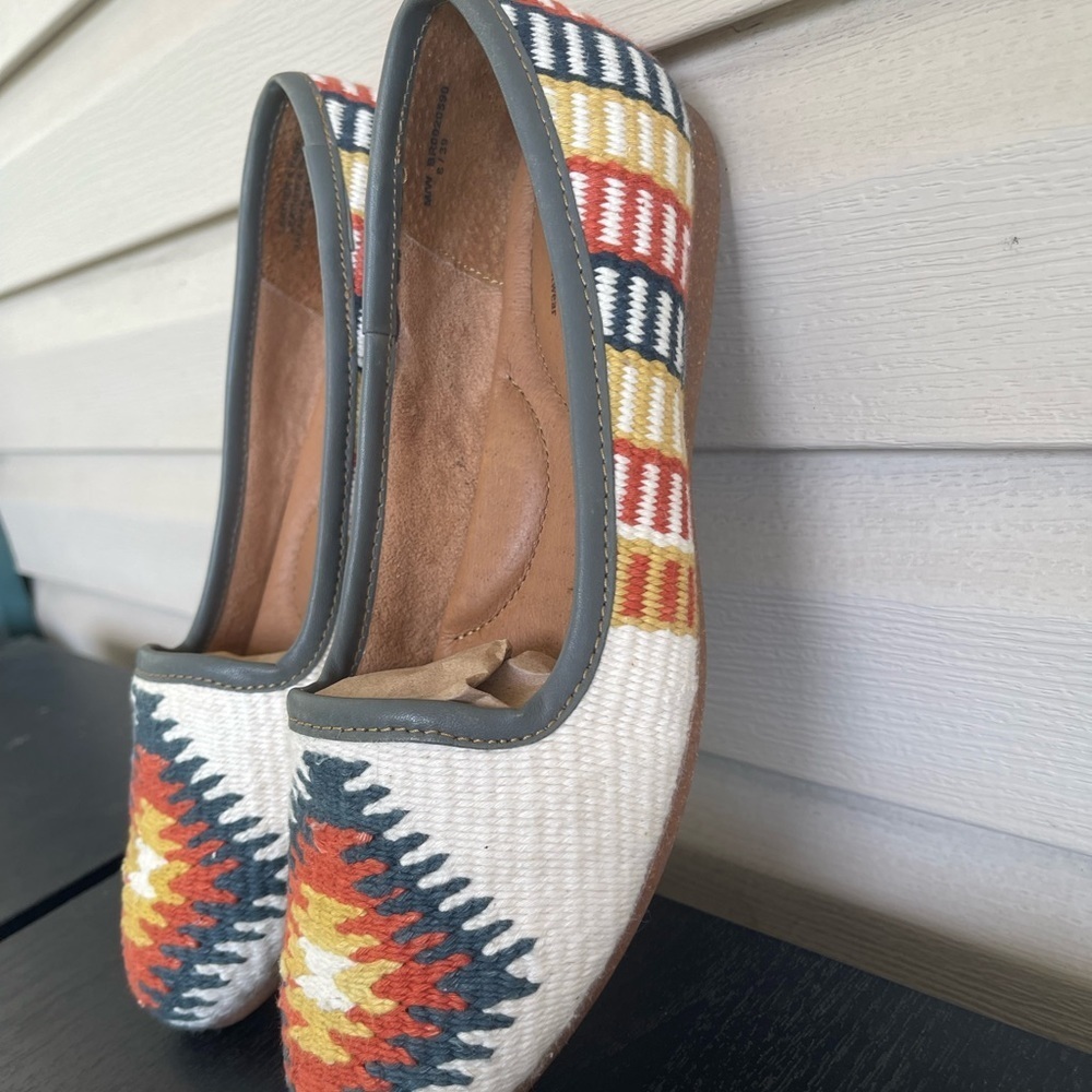 Born Giselle Women’s Casual Shoes - Picture 12 of 12